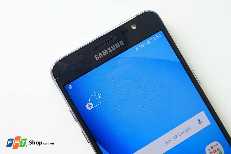 Trên tay Samsung Galaxy J5 2016