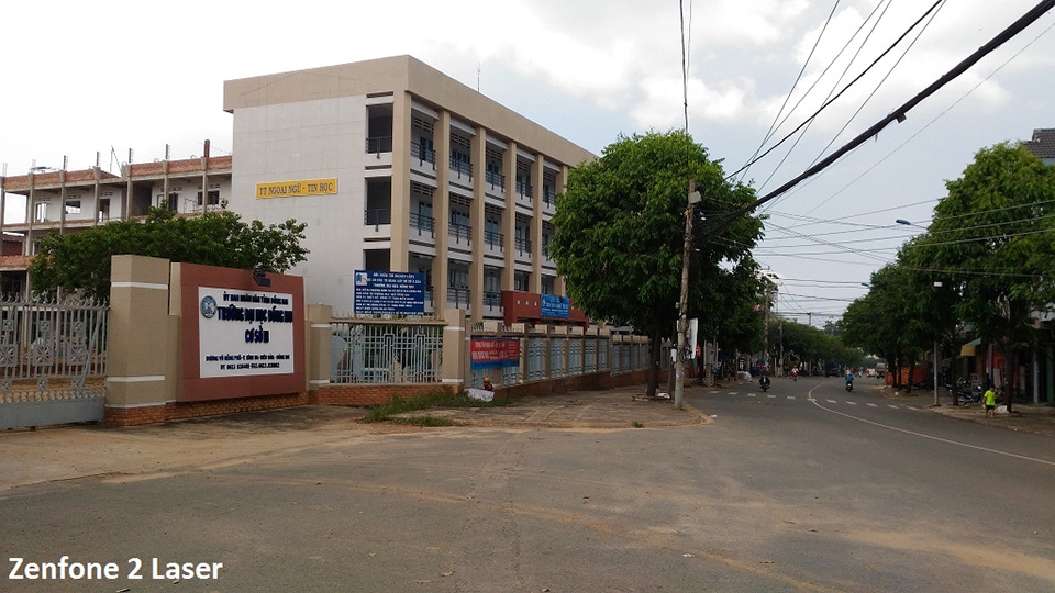 Với mức giá 4.5 triệu đồng, lựa chọn Asus Zenfone 2 Laser 5.5 inch hay Prime X Grand?