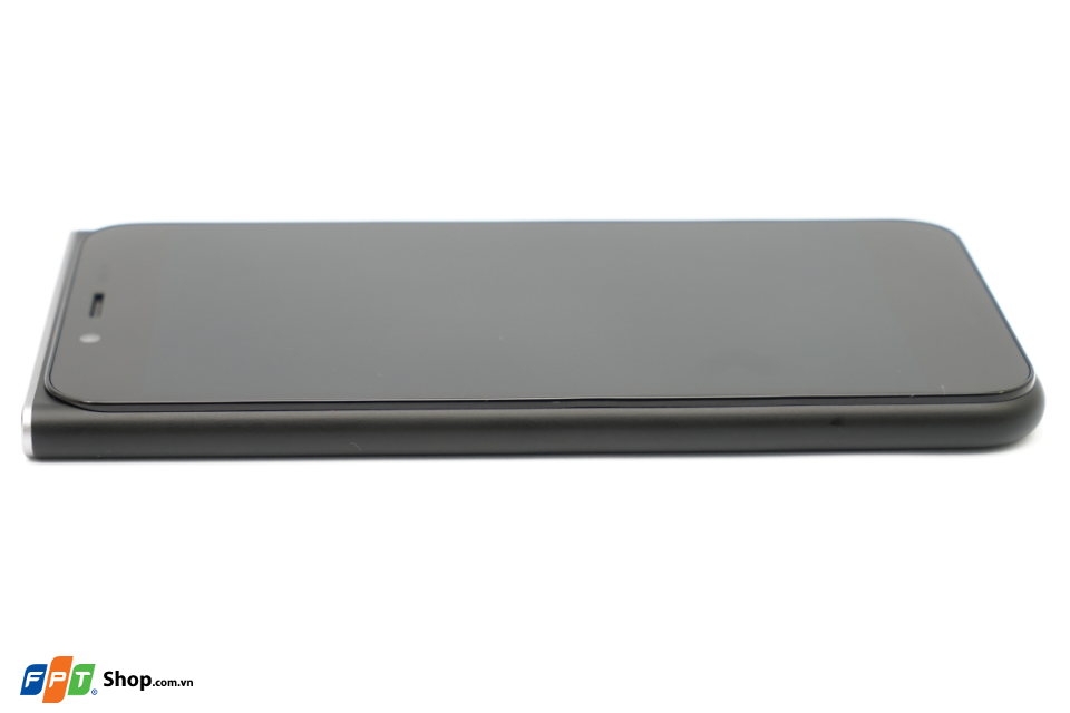Mở hộp và trên tay smartphone Obi MV1 tại FPT Shop