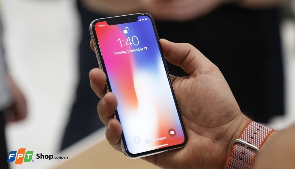 iPhone X