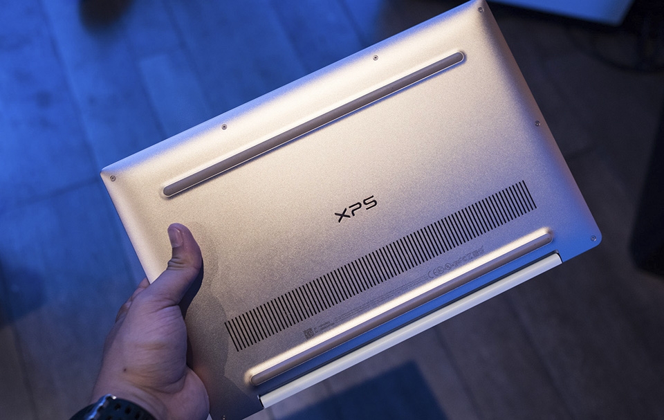 Dell XPS 13 9370 [2018] 8