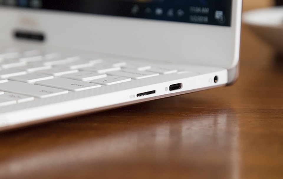Dell XPS 13 9370 [2018] 6
