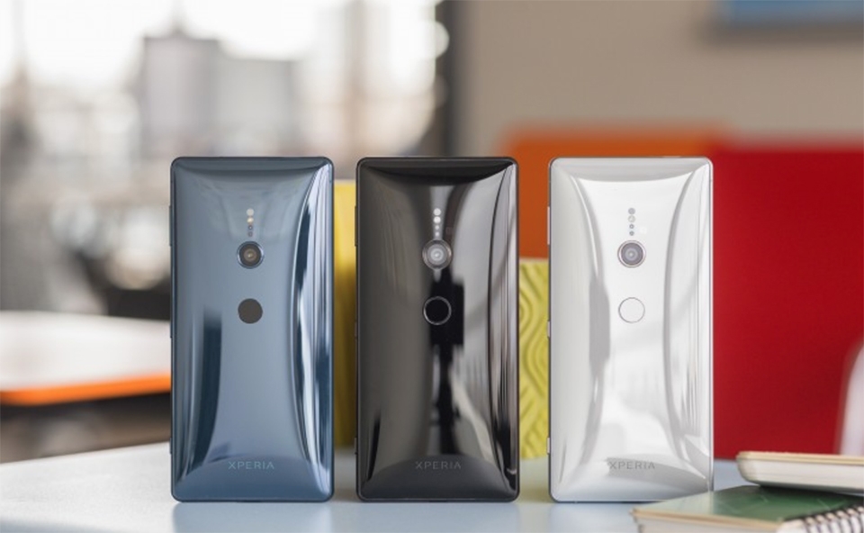 Xperia XZ2 vs Galaxy S9+ Xperia XZ2 vs Galaxy S9+