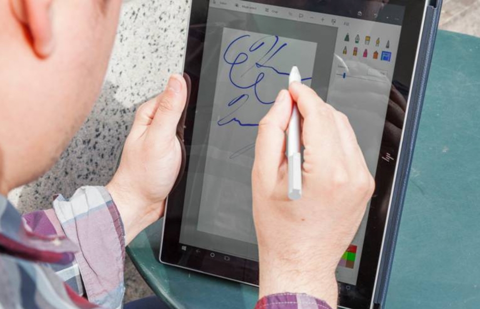Đánh giá HP Envy x2 06