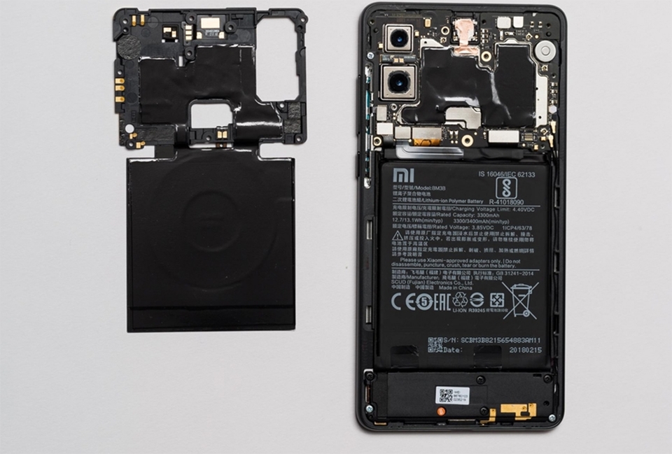 Mổ bụng Xiaomi Mi Mix 2S 08 Mổ bụng Xiaomi Mi Mix 2S 08