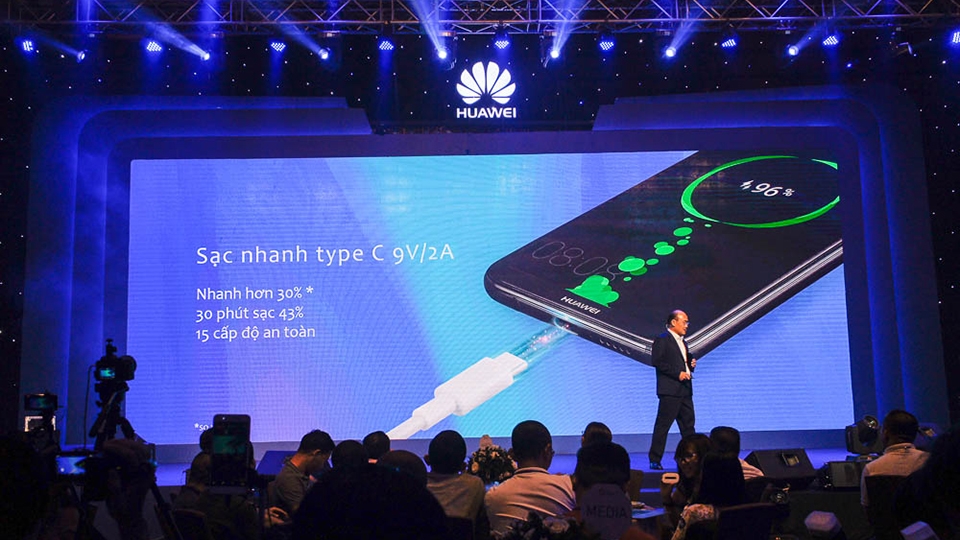Những tính năng nổi bật Huawei Nova 3e 06