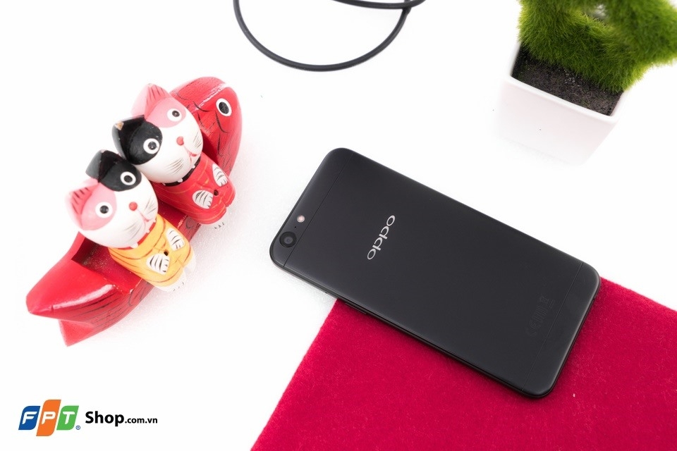 OPPO F3 Lite