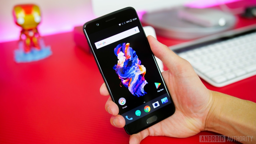 So sánh Xperia XZ Premium và OnePlus 5 09
