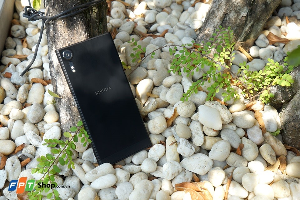 Mua Xperia XZs nhận khuyến mãi khủng 07 Mua Xperia XZs nhận khuyến mãi khủng 07