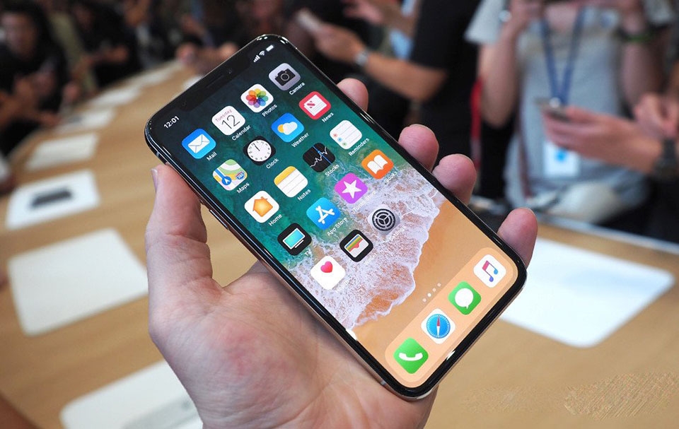 Lý do nên chọn iPhone X chính hãng 05