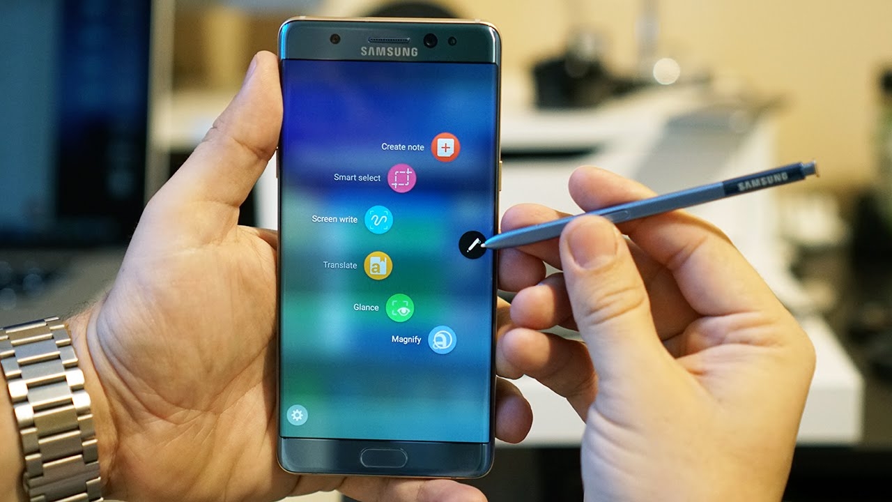những điểm tuyệt vời trên Samsung Galaxy Note FE 01