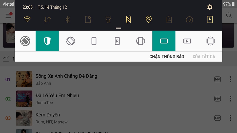 Cách xoay màn hình mọi hướng để xem phim 7