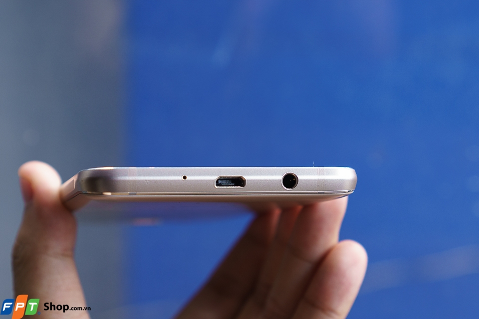 Đánh giá Galaxy J5 2016