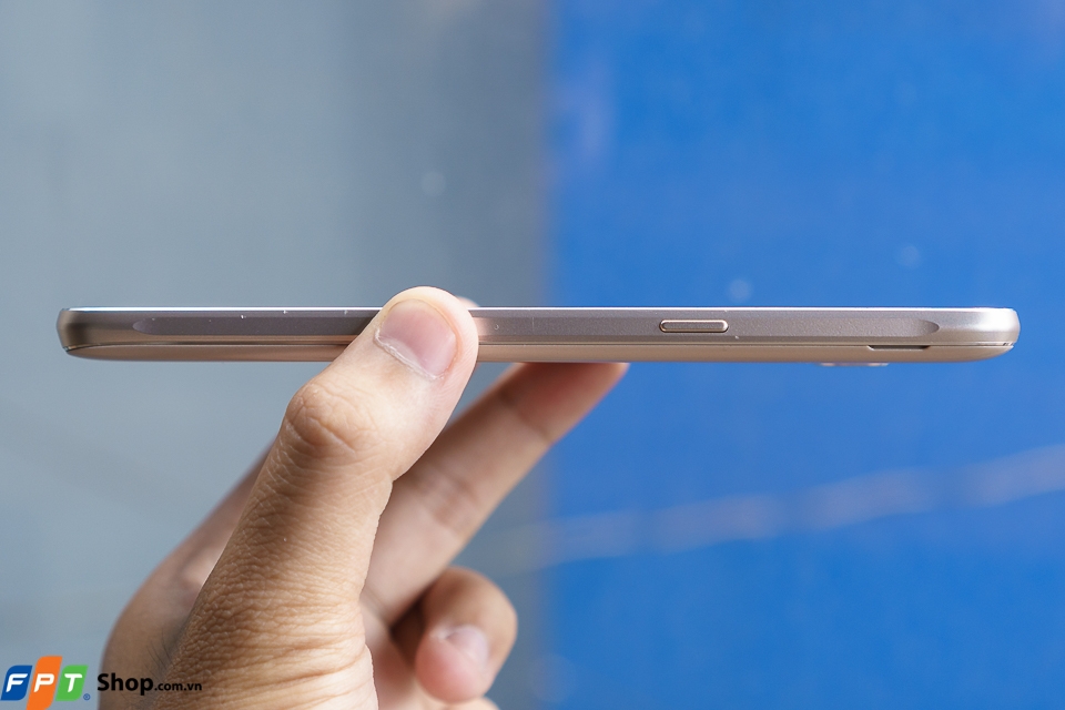 Đánh giá Galaxy J5 2016