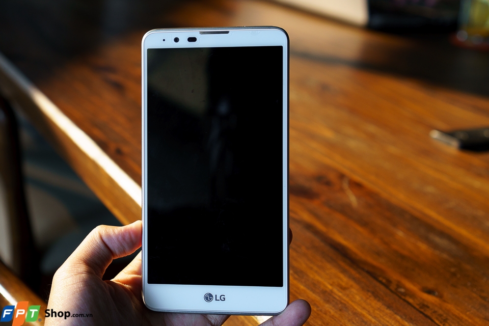 Trên tay LG G4 Stylus 2