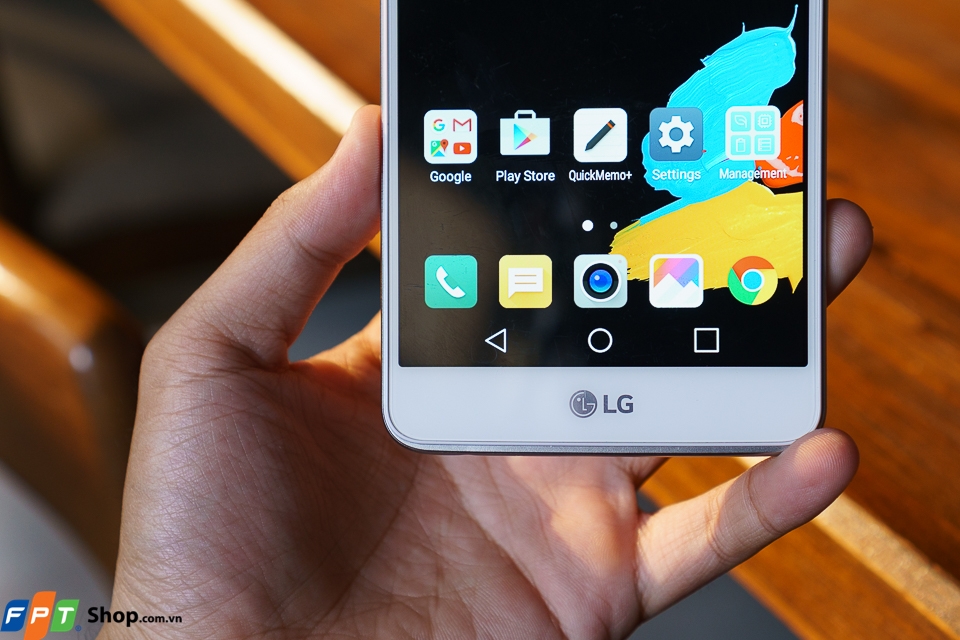 Trên tay LG G4 Stylus 2
