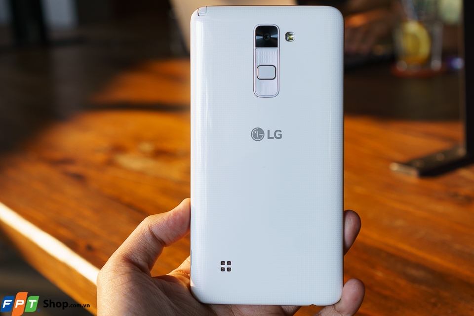 Trên tay LG G4 Stylus 2