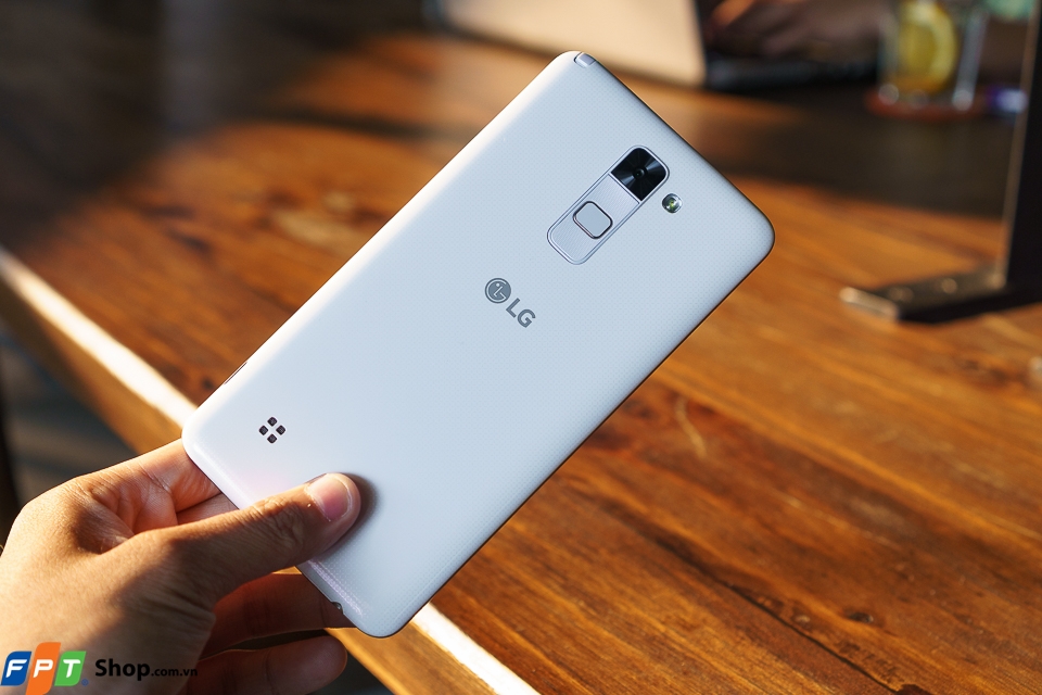 Trên tay LG G4 Stylus 2