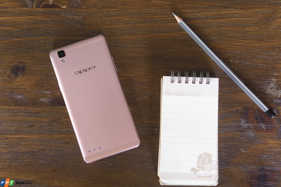OPPO F1