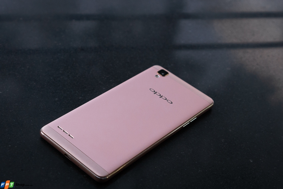 OPPO F1