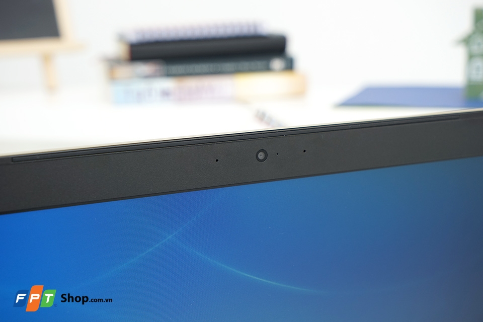 Trên tay Dell Vostro 5459 tại FPT Shop Trên tay Dell Vostro 5459 tại FPT Shop