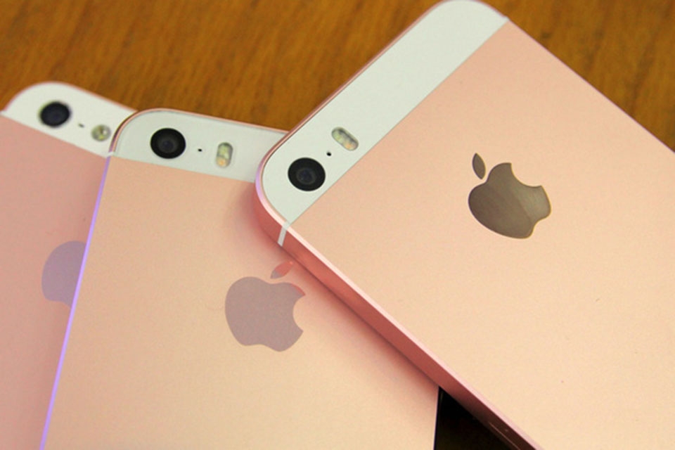 Biến iPhone 5/5s thành iPhone SE hồng chỉ với vài trăm ngàn đồng
