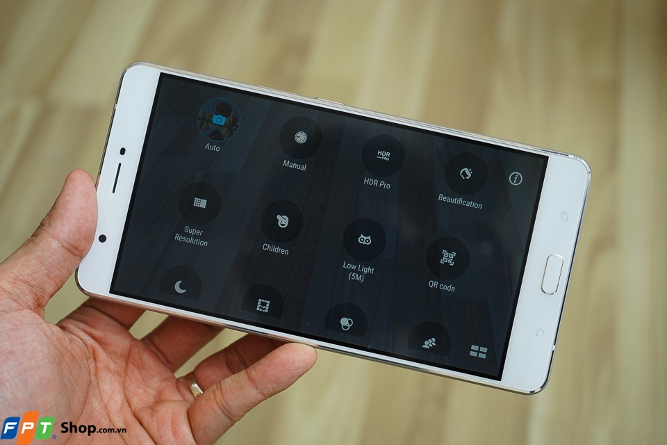 Trên tay ASUS ZenFone 3 Ultra Trên tay ASUS ZenFone 3 Ultra