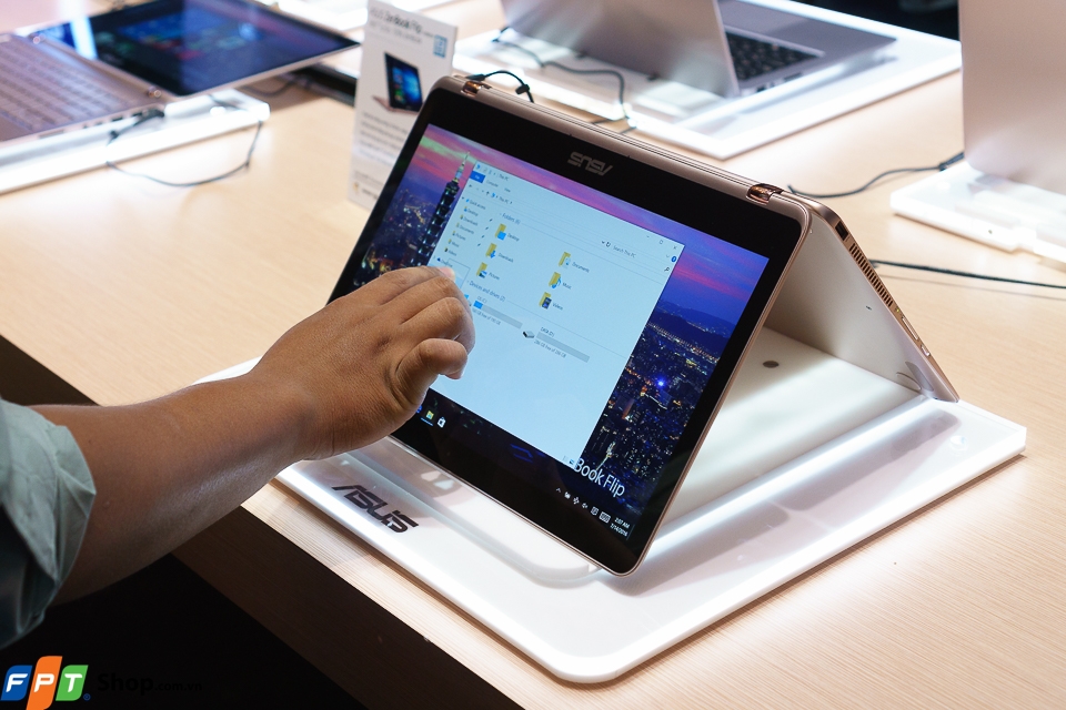 ASUS giới thiệu loạt sản phẩm mới tại thị trường Việt Nam