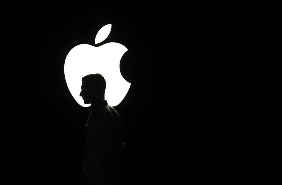 Apple và FBI