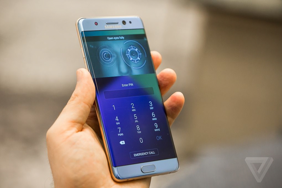Trên tay Galaxy Note 7 tại FPTShop