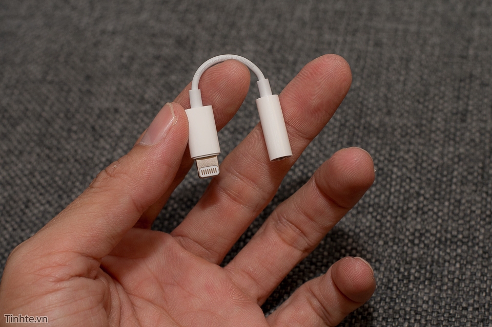 iPhone 7 bản thương mại về đến Việt Nam