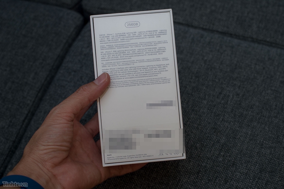 iPhone 7 bản thương mại về đến Việt Nam