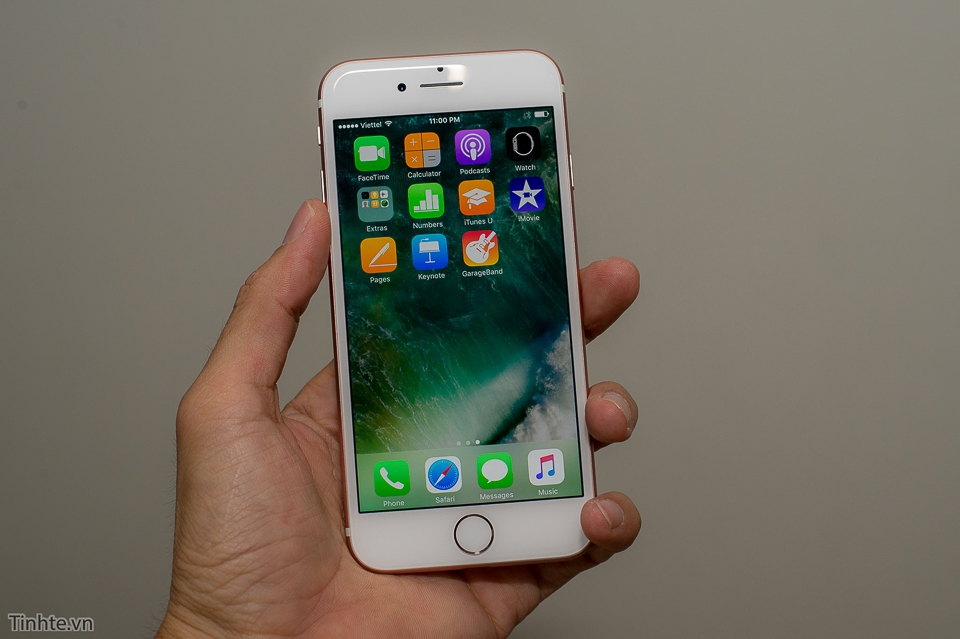 iPhone 7 bản thương mại về đến Việt Nam