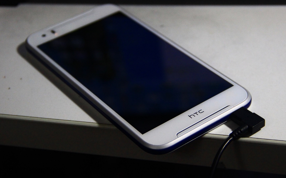 lộ diện hình ảnh và cấu hình chính thức HTC Desire 830