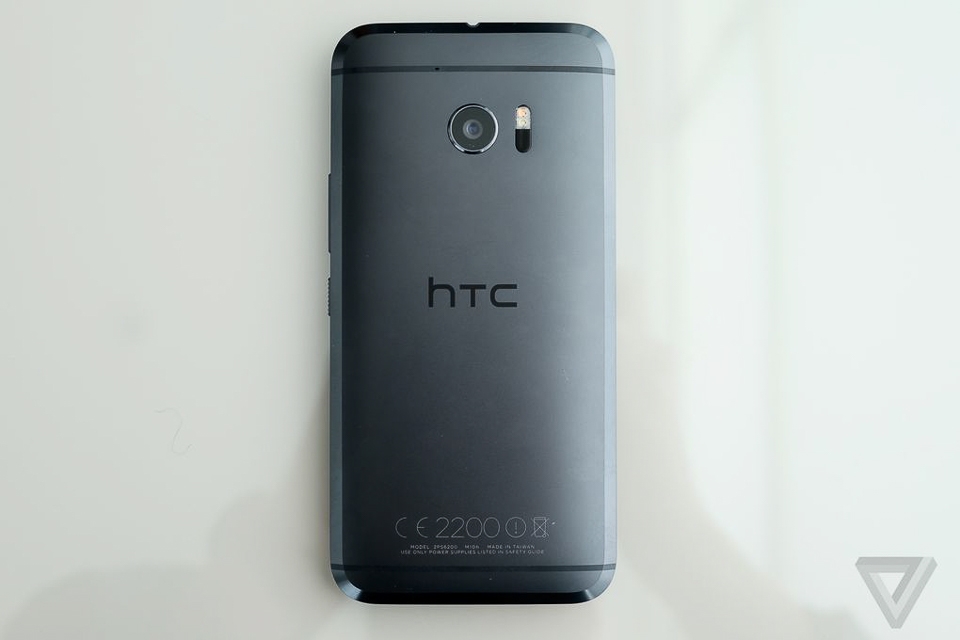 Trên tay HTC 10