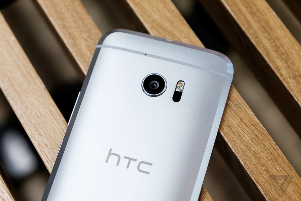 Trên tay HTC 10