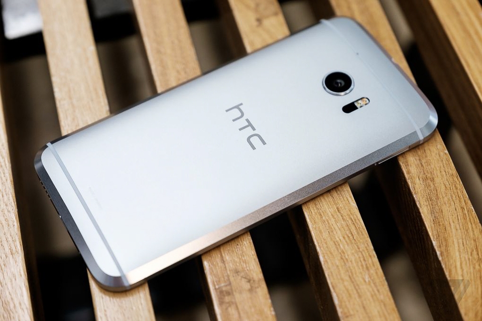 Trên tay HTC 10
