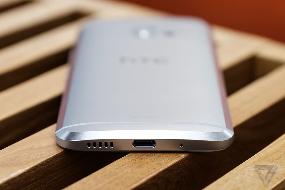 Trên tay HTC 10