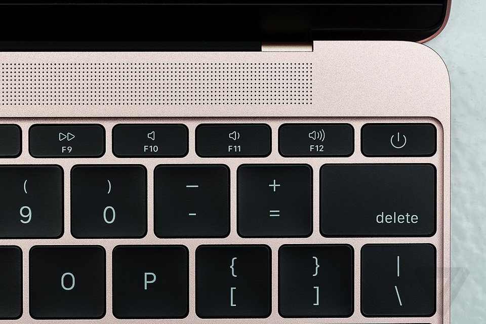 Trên tay MacBook 12 inch rose gold mới