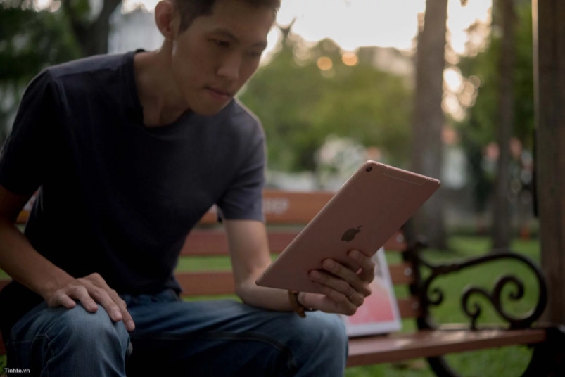 Trên tay iPad Pro 10.5 inch đầu tiên tại Việt Nam