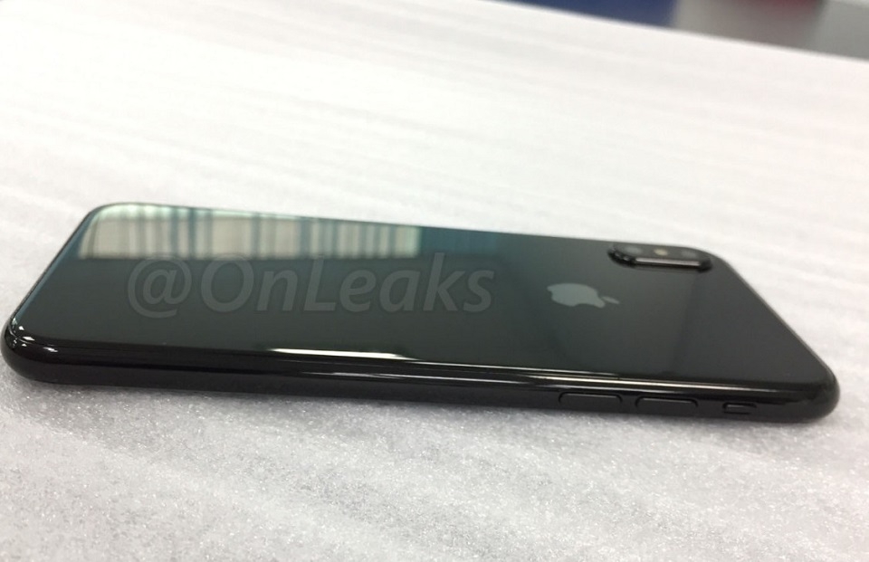 Xuất hiện hình ảnh trên tay iPhone 8 với màn hình đẹp ngỡ ngàng Xuất hiện hình ảnh trên tay iPhone 8 với màn hình đẹp ngỡ ngàng
