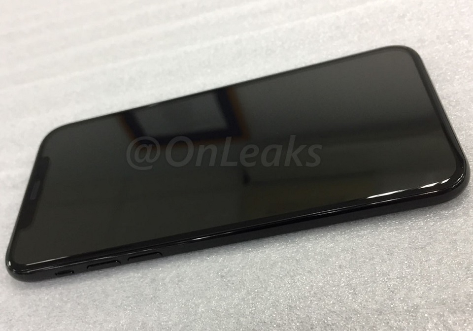 Xuất hiện hình ảnh trên tay iPhone 8 với màn hình đẹp ngỡ ngàng Xuất hiện hình ảnh trên tay iPhone 8 với màn hình đẹp ngỡ ngàng