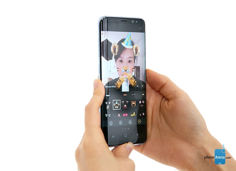 Samsung đang xem xét tung ra Galaxy S8+ với bộ nhớ RAM 6GB ở các thị trường khác Samsung đang xem xét tung ra Galaxy S8+ với bộ nhớ RAM 6GB ở các thị trường khác