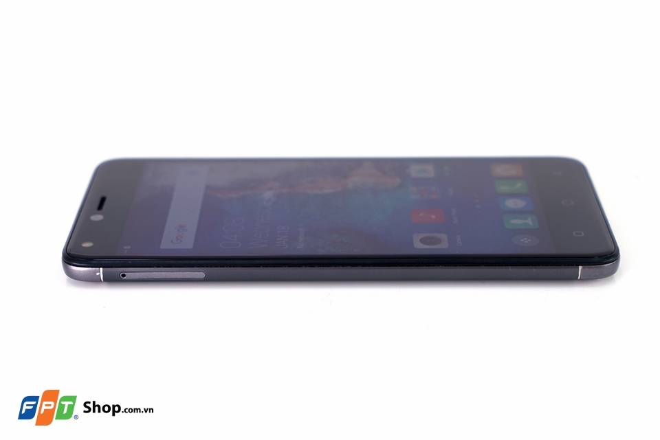 Trên tay Tecno WX4Pro: Giá rẻ, thiết kế đẹp, sang trọng