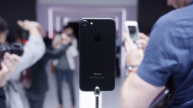 iPhone 7/ 7 Plus màu đen