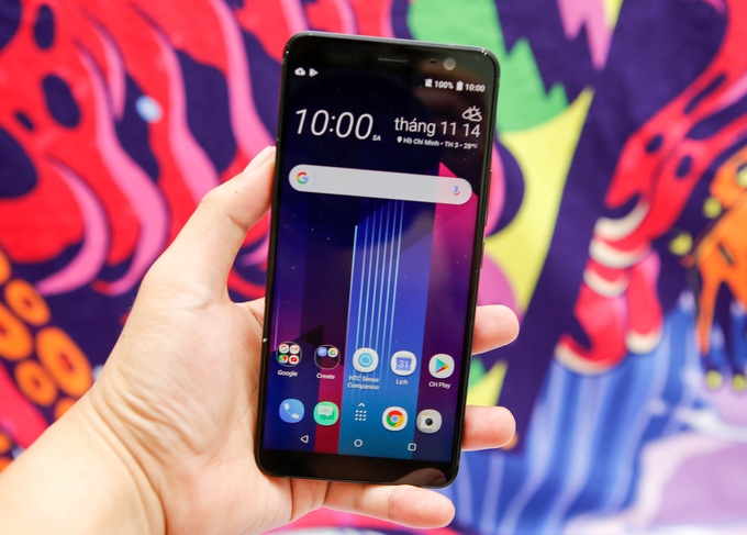 HTC U11+