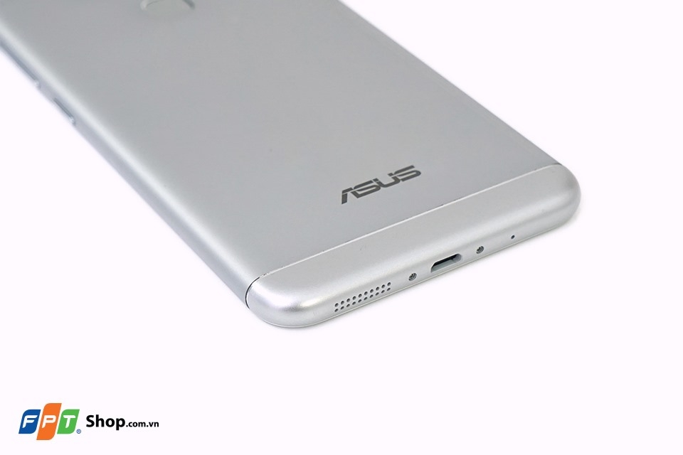 Bạc tinh tế hợp với người mệnh Kim và mệnh Thủy