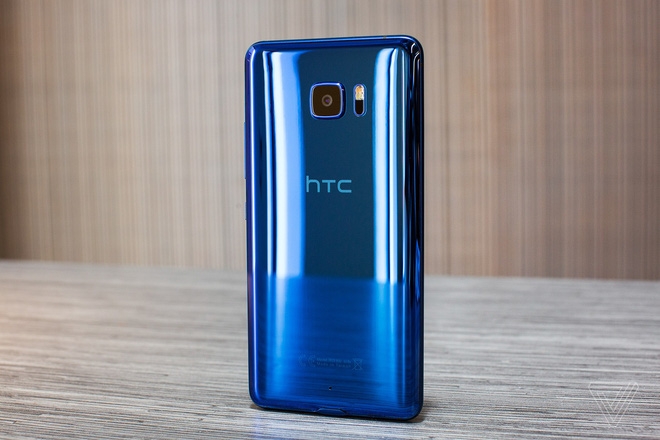 HTC U Ultra