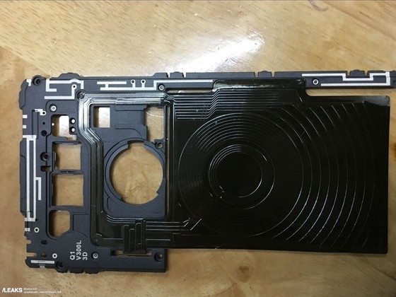 Thiết kế của LG V30