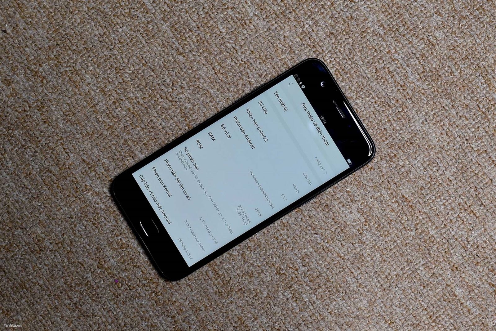 trên tay OPPO F3 Lite (A57)